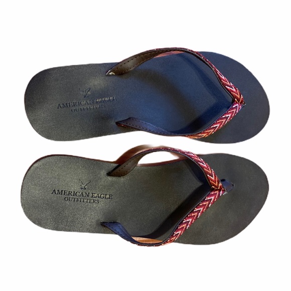 American Eagle Outfitters Shoes - •American Eagle• Embroider detail Sandals Sz 7!